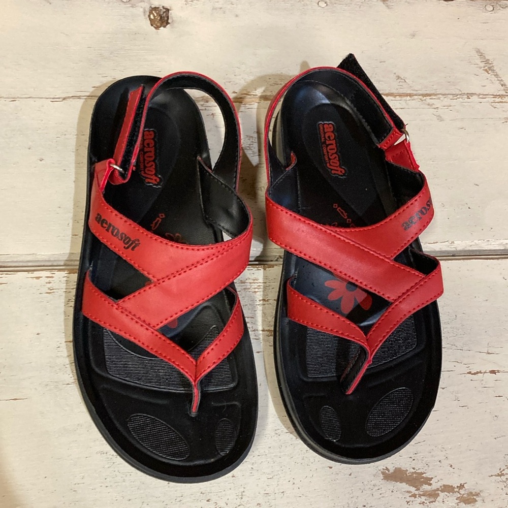 Aerosoft Sandals